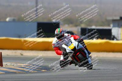 media/Mar-28-2022-Superbike Trackdays (Mon) [[b8603d0f67]]/Novice Group (1130am-12pm)/Turn 2/